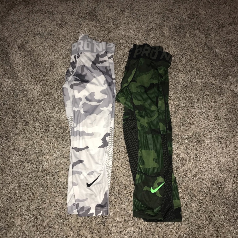 Nike pro camo cropped leggings